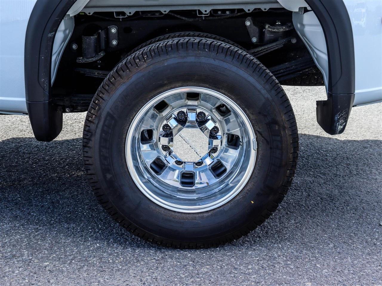 2026 GMC Sierra 3500HD 4WD Crew Cab Long Box Denali Photo