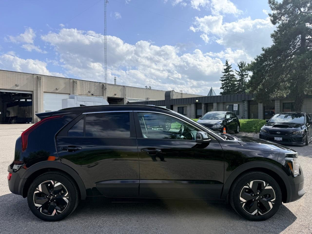 2023 Kia Niro EV Premium 4dr Front-Wheel Drive Sport Utility Photo