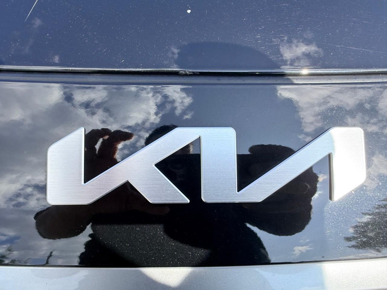 2023 Kia Niro EV Premium 4dr Front-Wheel Drive Sport Utility Photo