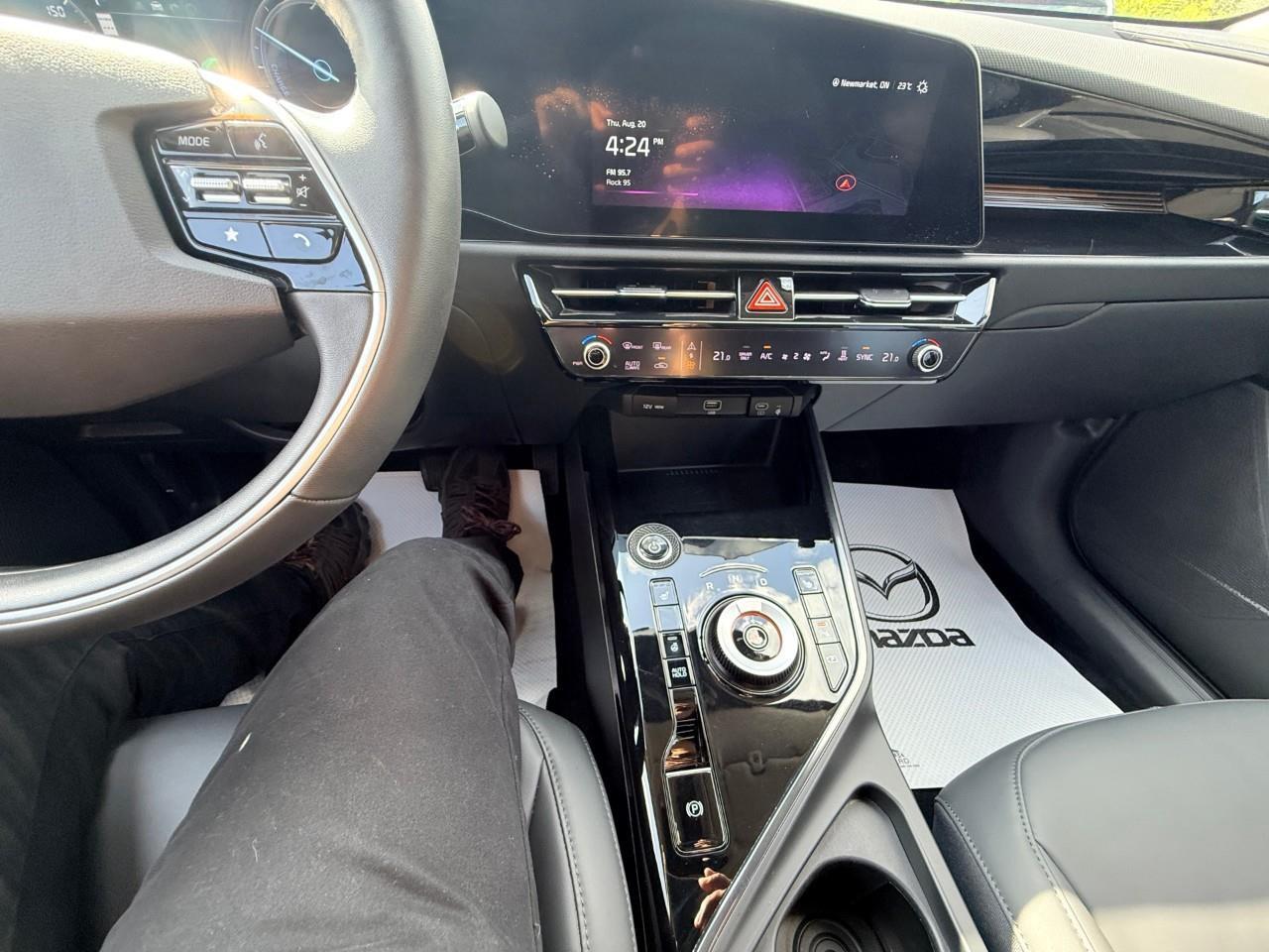 2023 Kia Niro EV Premium 4dr Front-Wheel Drive Sport Utility Photo
