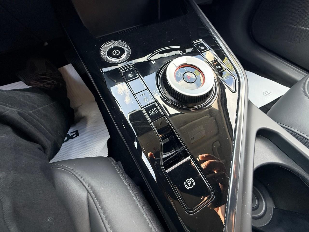 2023 Kia Niro EV Premium 4dr Front-Wheel Drive Sport Utility Photo