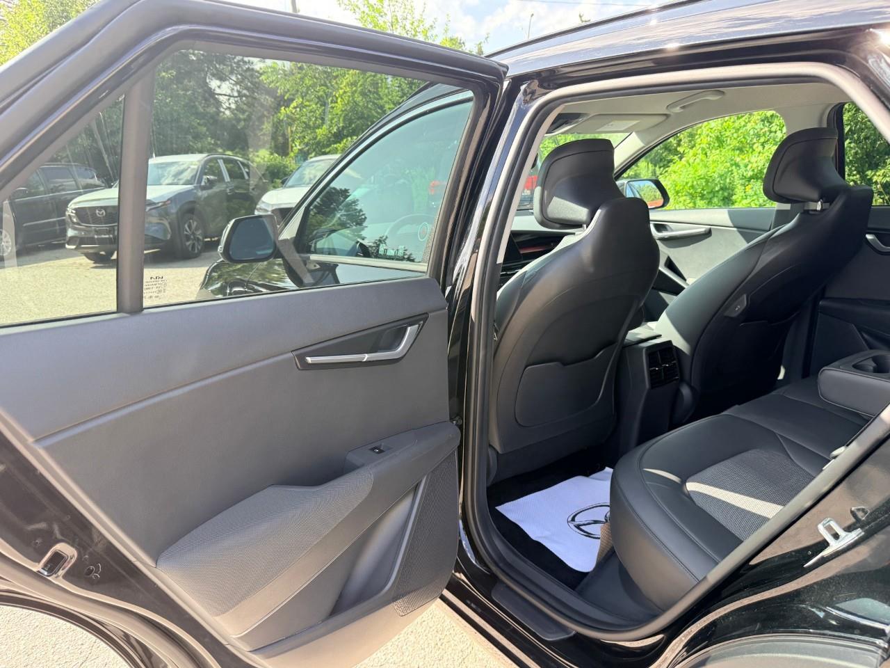 2023 Kia Niro EV Premium 4dr Front-Wheel Drive Sport Utility Photo