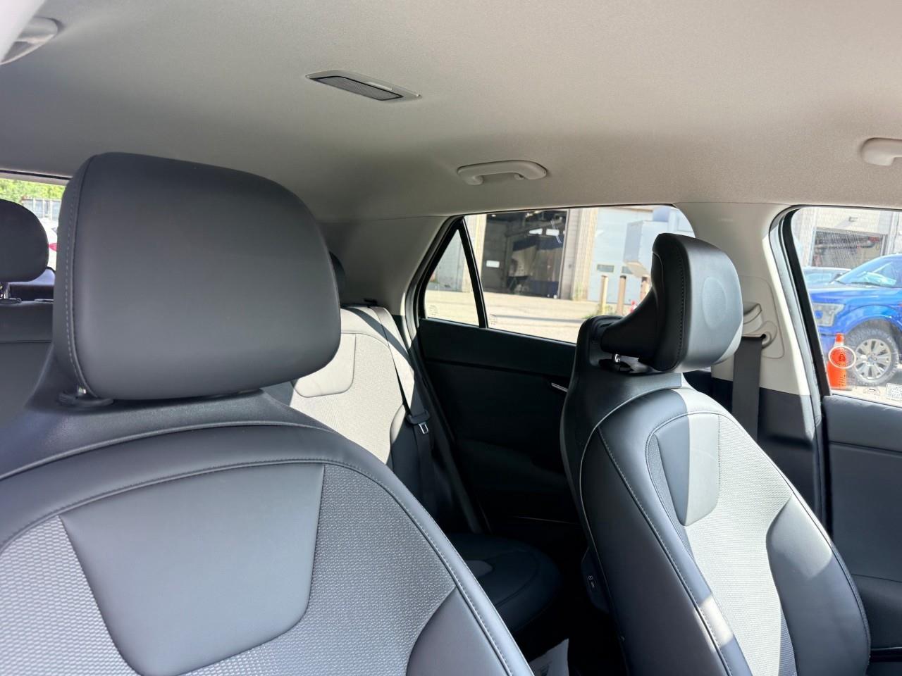 2023 Kia Niro EV Premium 4dr Front-Wheel Drive Sport Utility Photo
