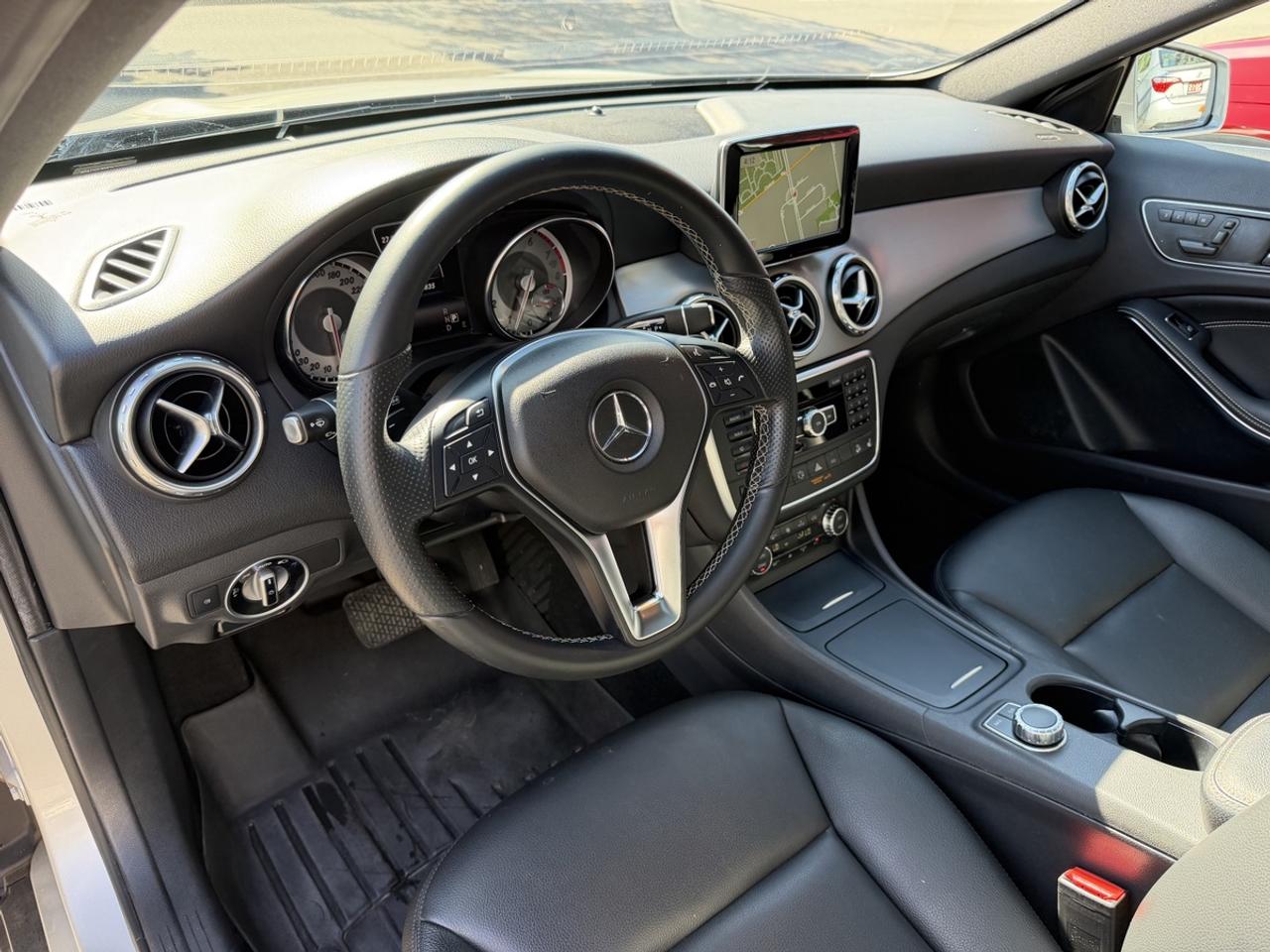 2015 Mercedes-Benz GLA GLA 250 4MATIC Photo