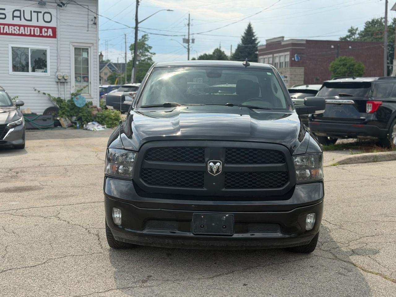 2023 RAM 1500 Classic SLT Photo2