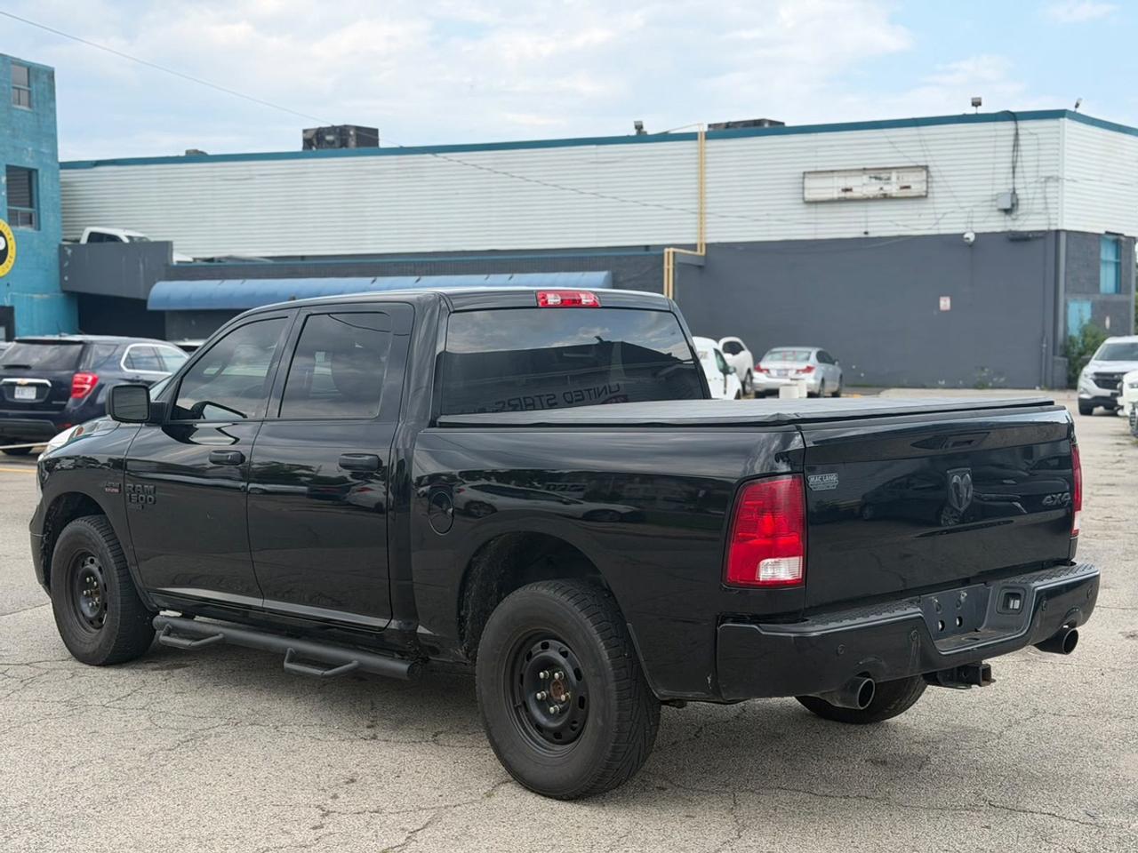 2023 RAM 1500 Classic SLT Photo