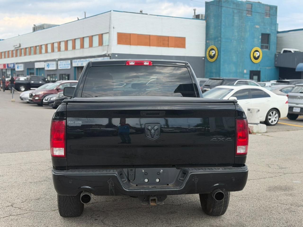 2023 RAM 1500 Classic SLT Photo