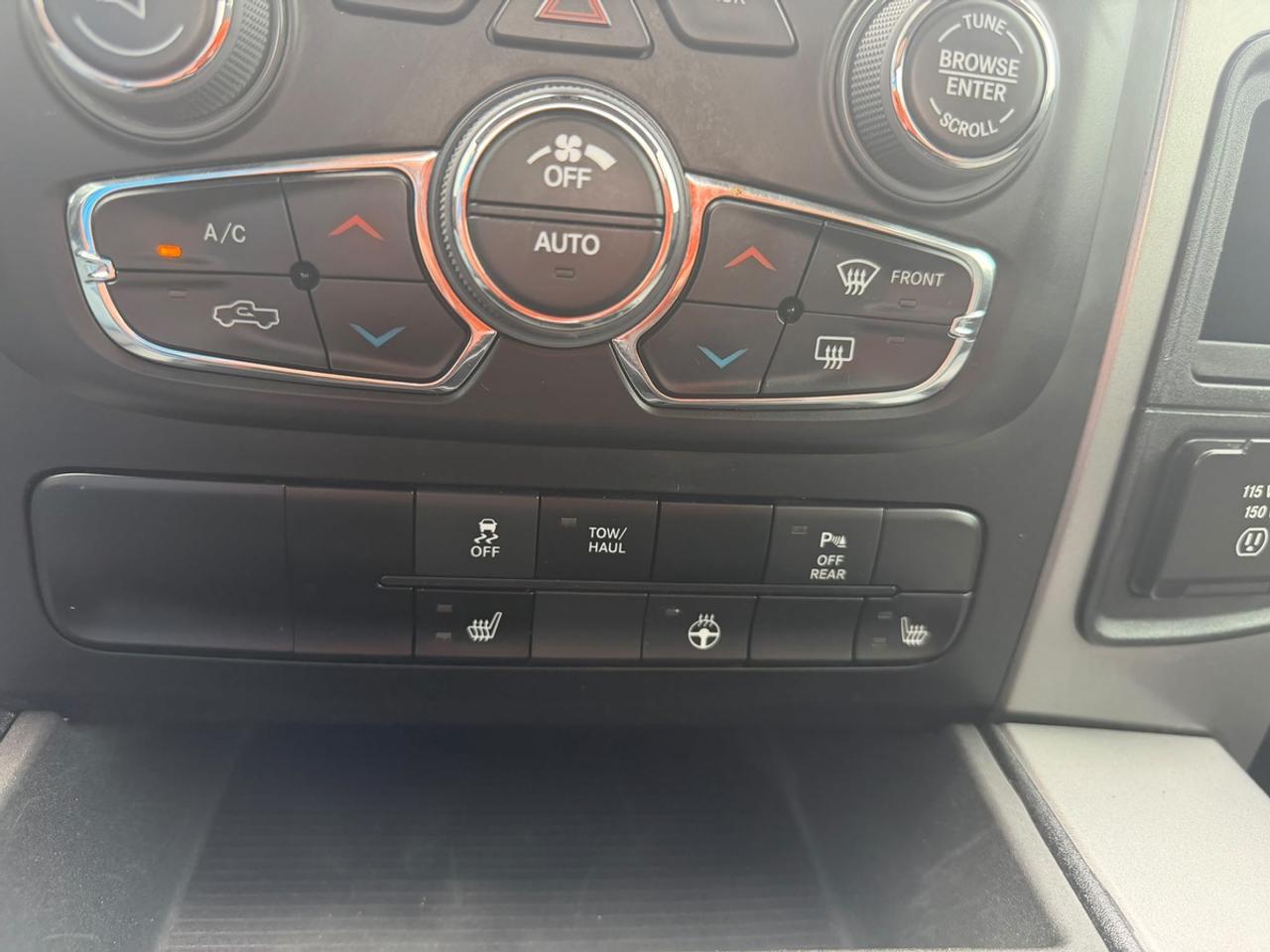 2023 RAM 1500 Classic SLT Photo