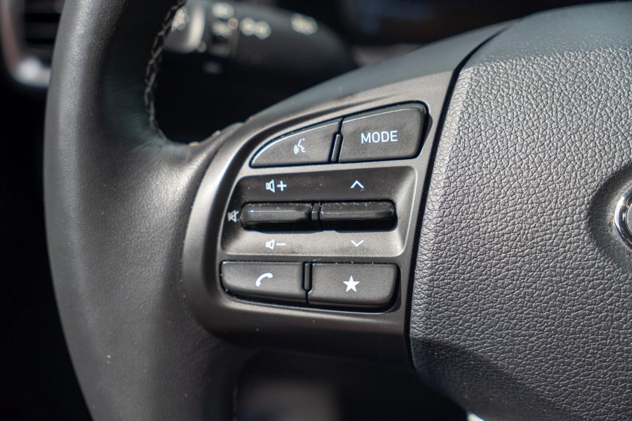 2025 Hyundai Venue Preferred IVT Photo