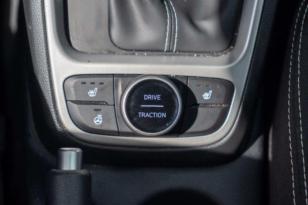 2025 Hyundai Venue Preferred IVT Photo