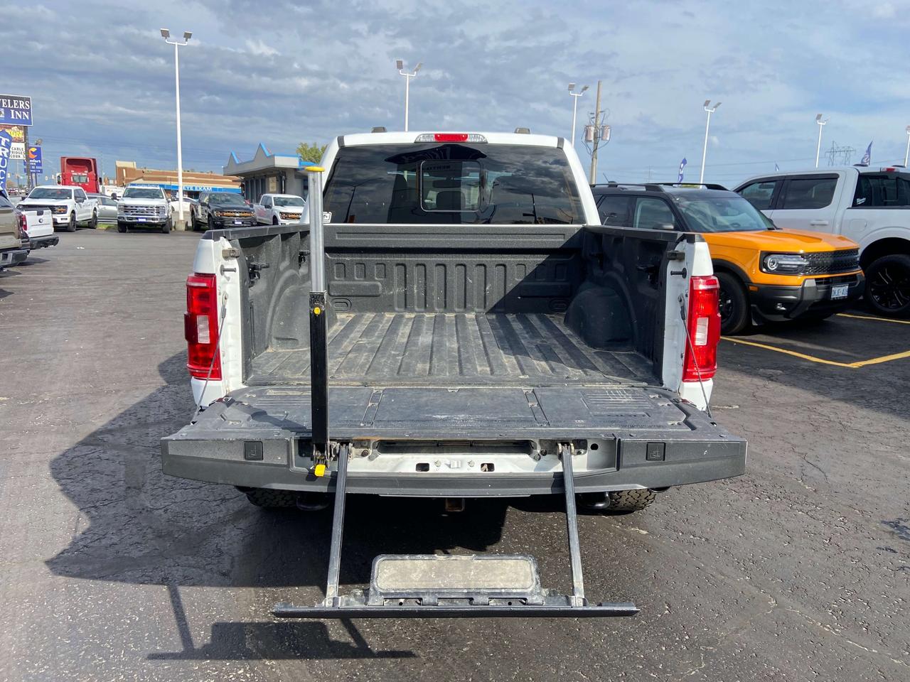 2023 Ford F-150 3.5L ADAPTIVE CRUISE 360 CAM PWR PEDALS Photo