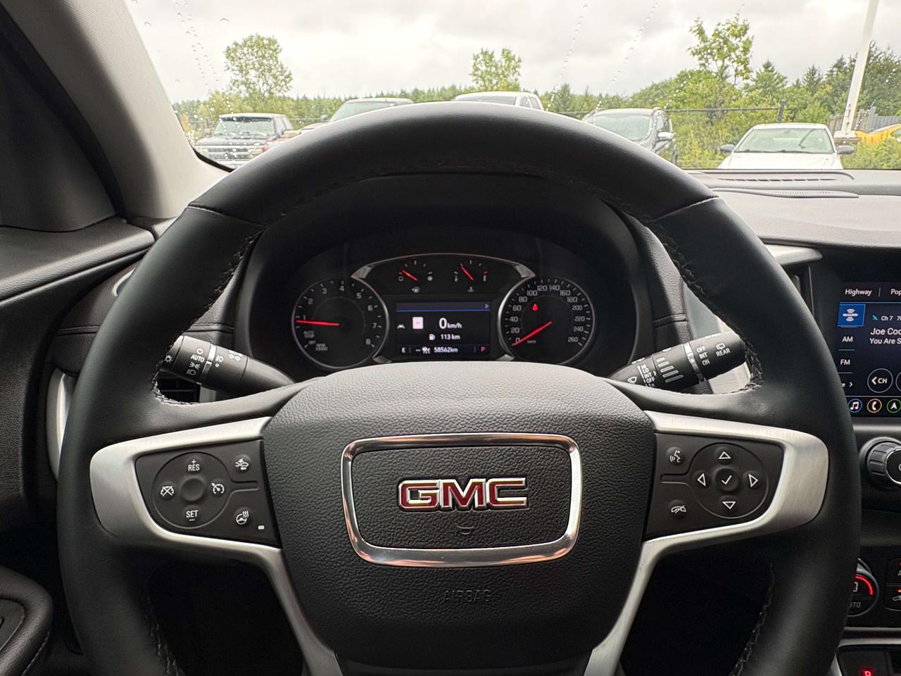 2023 GMC Terrain SLT AWD   Nav   Pano Roof   Leather   Heated Seats Photo