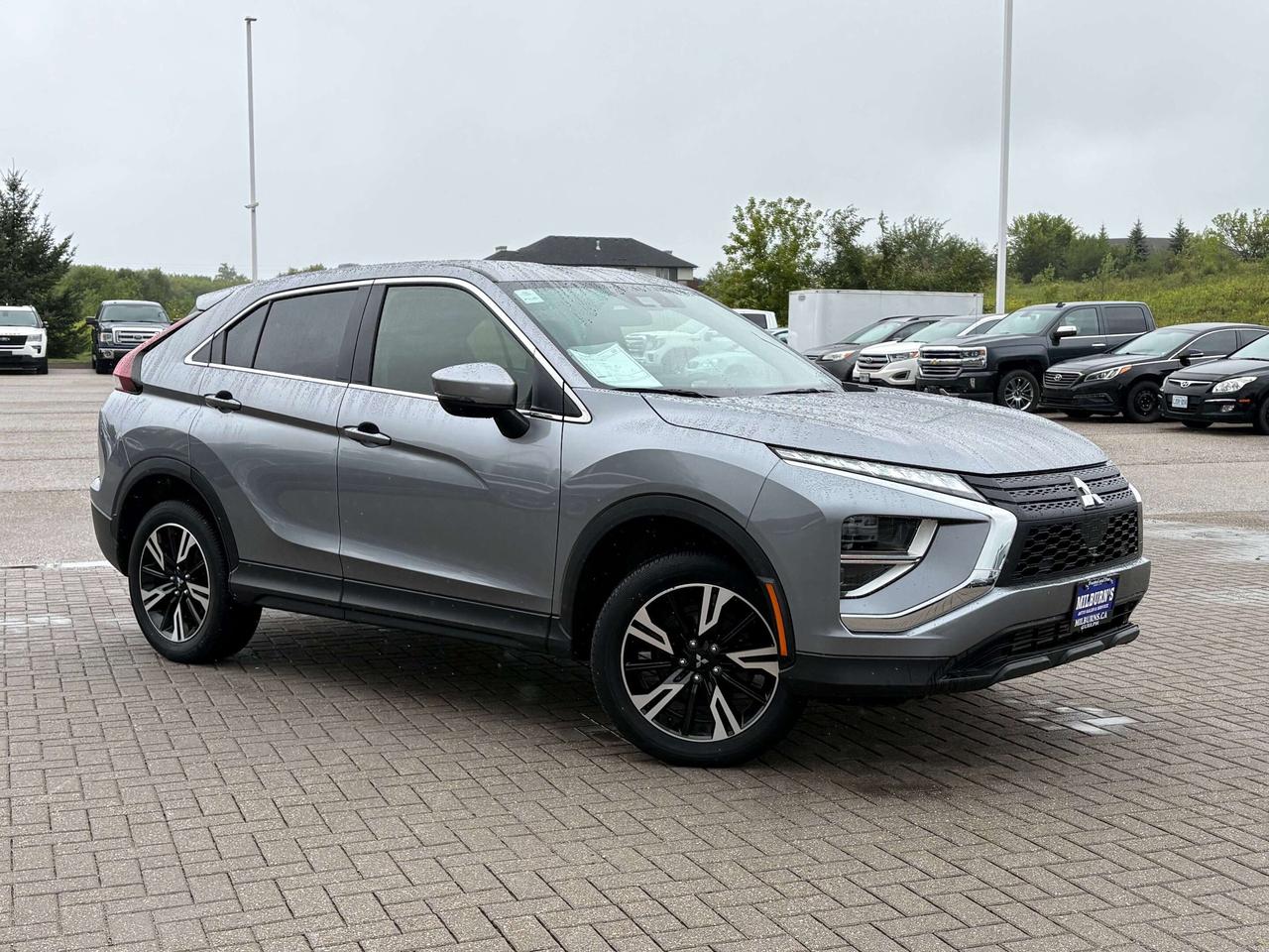 2024 Mitsubishi Eclipse Cross ES S-AWC   Heated Seats Apple CarPlay/Android Auto Photo0