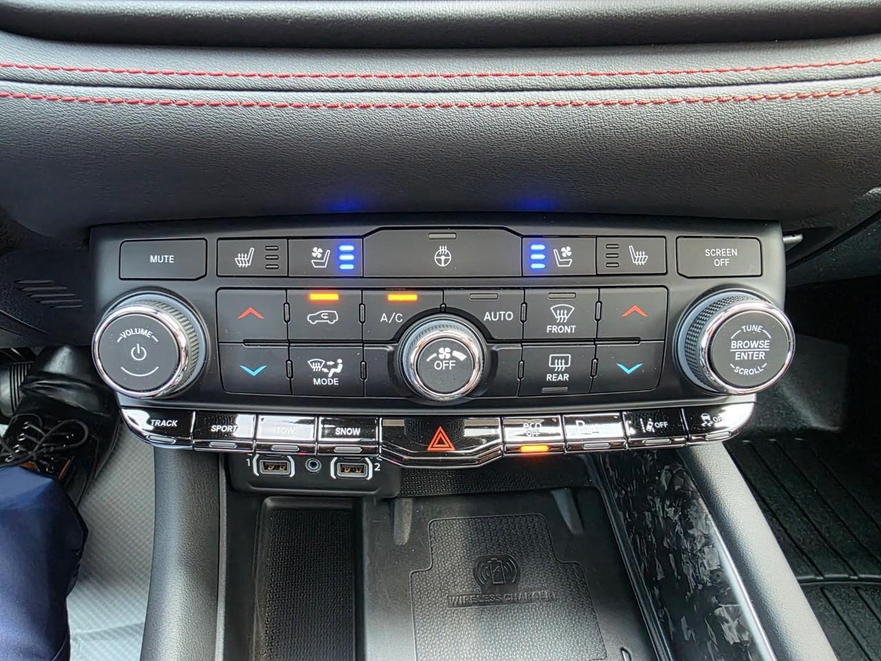 2024 Dodge Durango R/T 4dr All-wheel Drive Photo