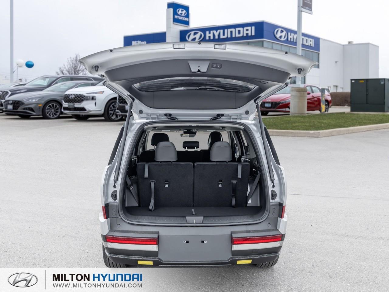 2026 Hyundai Santa Fe HEV Luxury 4dr All-Wheel Drive Photo