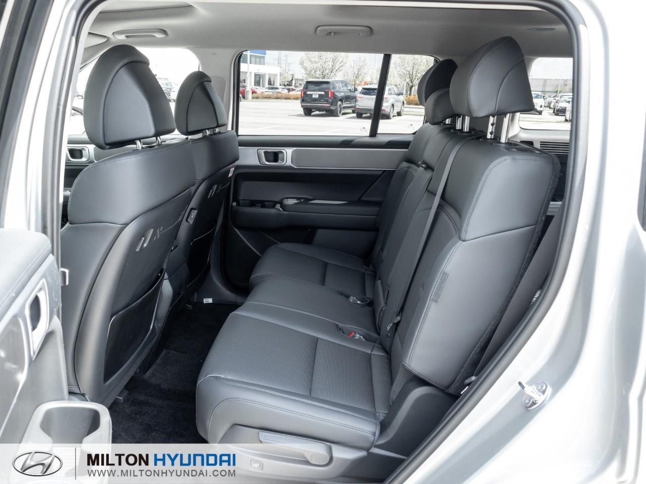 2026 Hyundai Santa Fe HEV Luxury 4dr All-Wheel Drive Photo