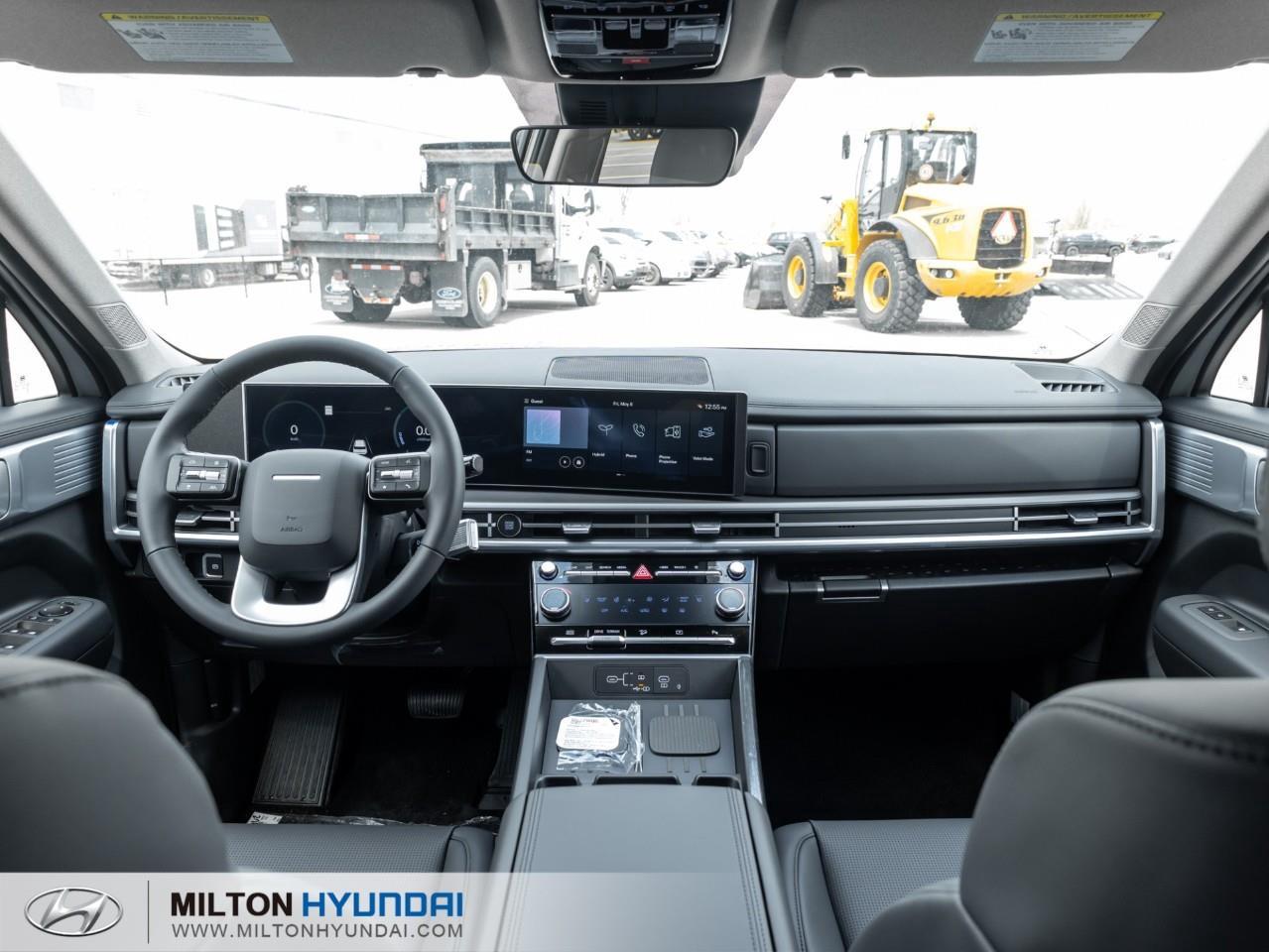 2026 Hyundai Santa Fe HEV Luxury 4dr All-Wheel Drive Photo