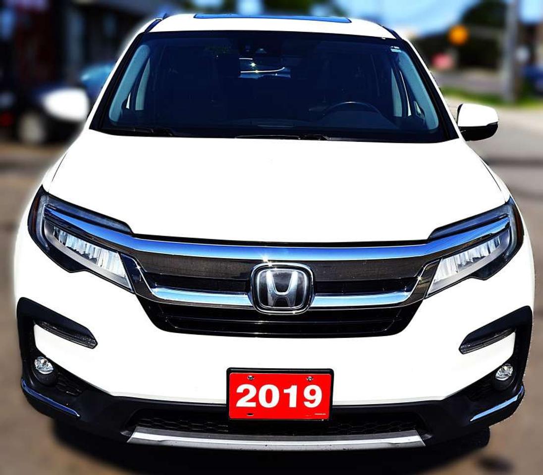 2019 Honda Pilot Touring 8-Passenger All-wheel Drive Photo