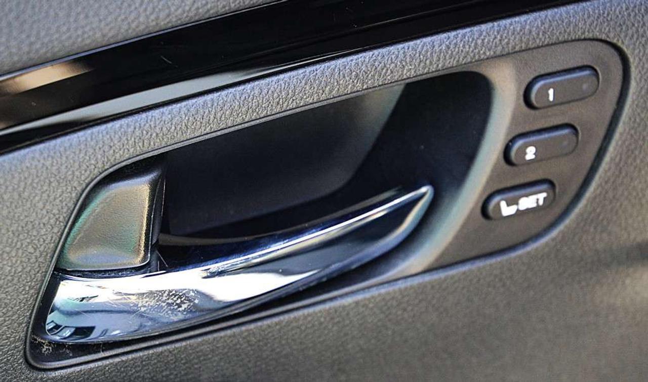 2019 Honda Pilot Touring 8-Passenger All-wheel Drive Photo