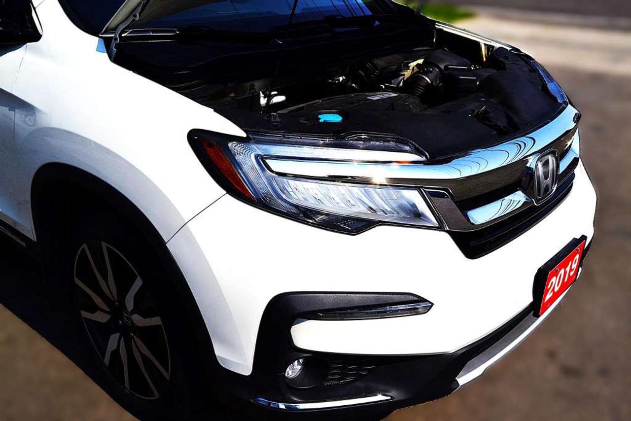 2019 Honda Pilot Touring 8-Passenger All-wheel Drive Photo