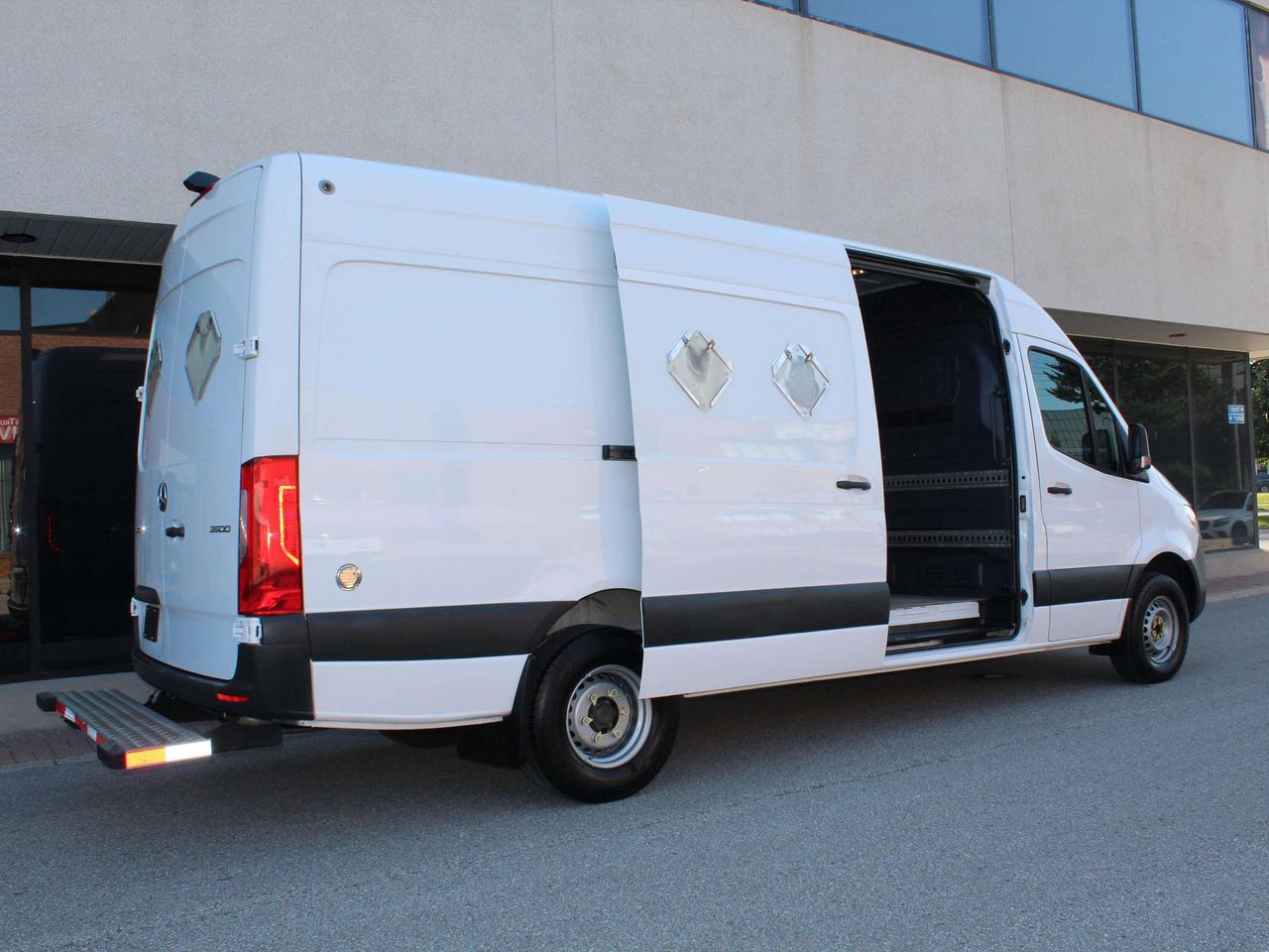 2020 Mercedes-Benz Sprinter 3500" - "SINGLE REAR WHEELS" - "3.0L DIESEL Photo