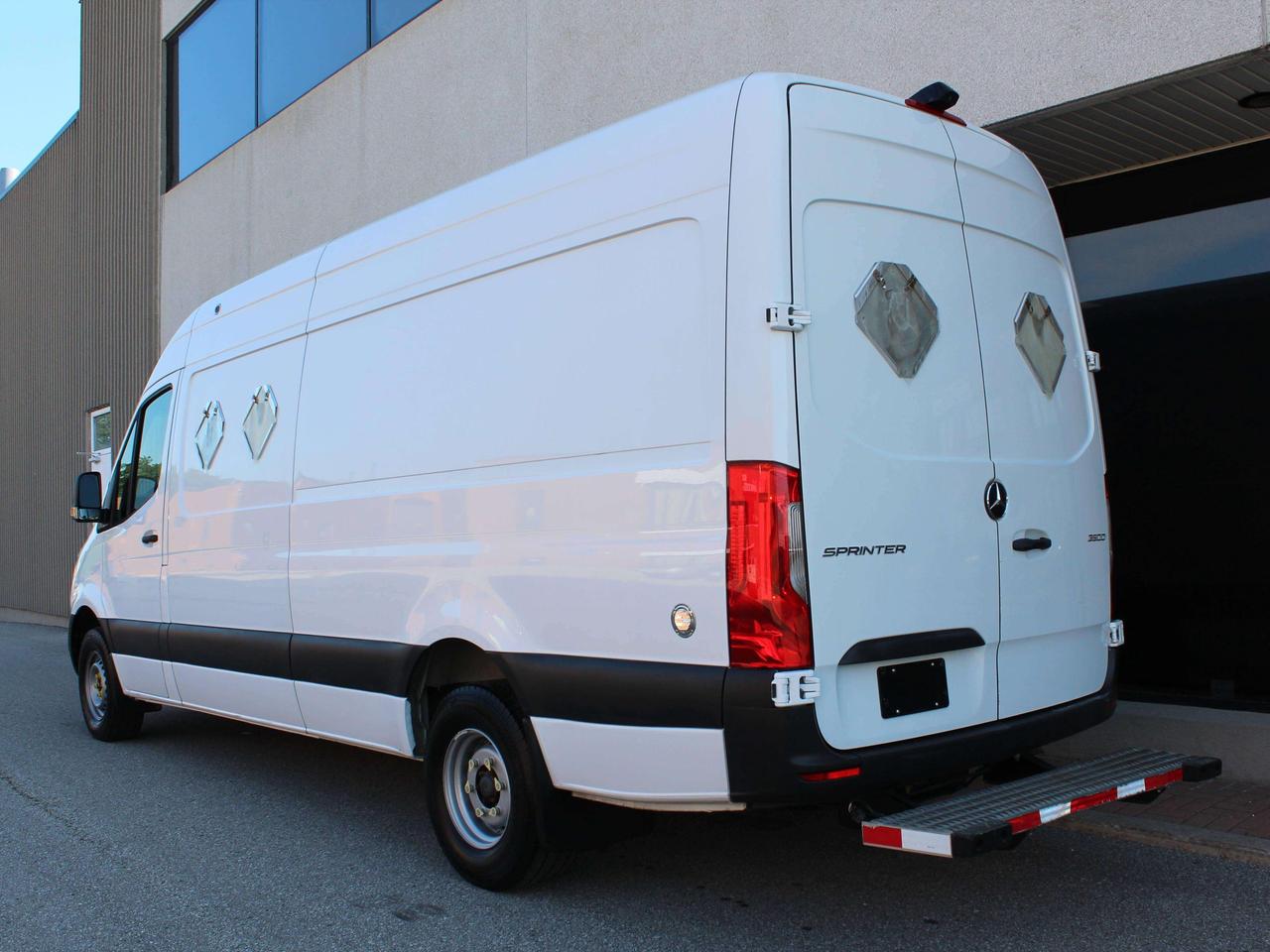2020 Mercedes-Benz Sprinter 3500" - "SINGLE REAR WHEELS" - "3.0L DIESEL Photo