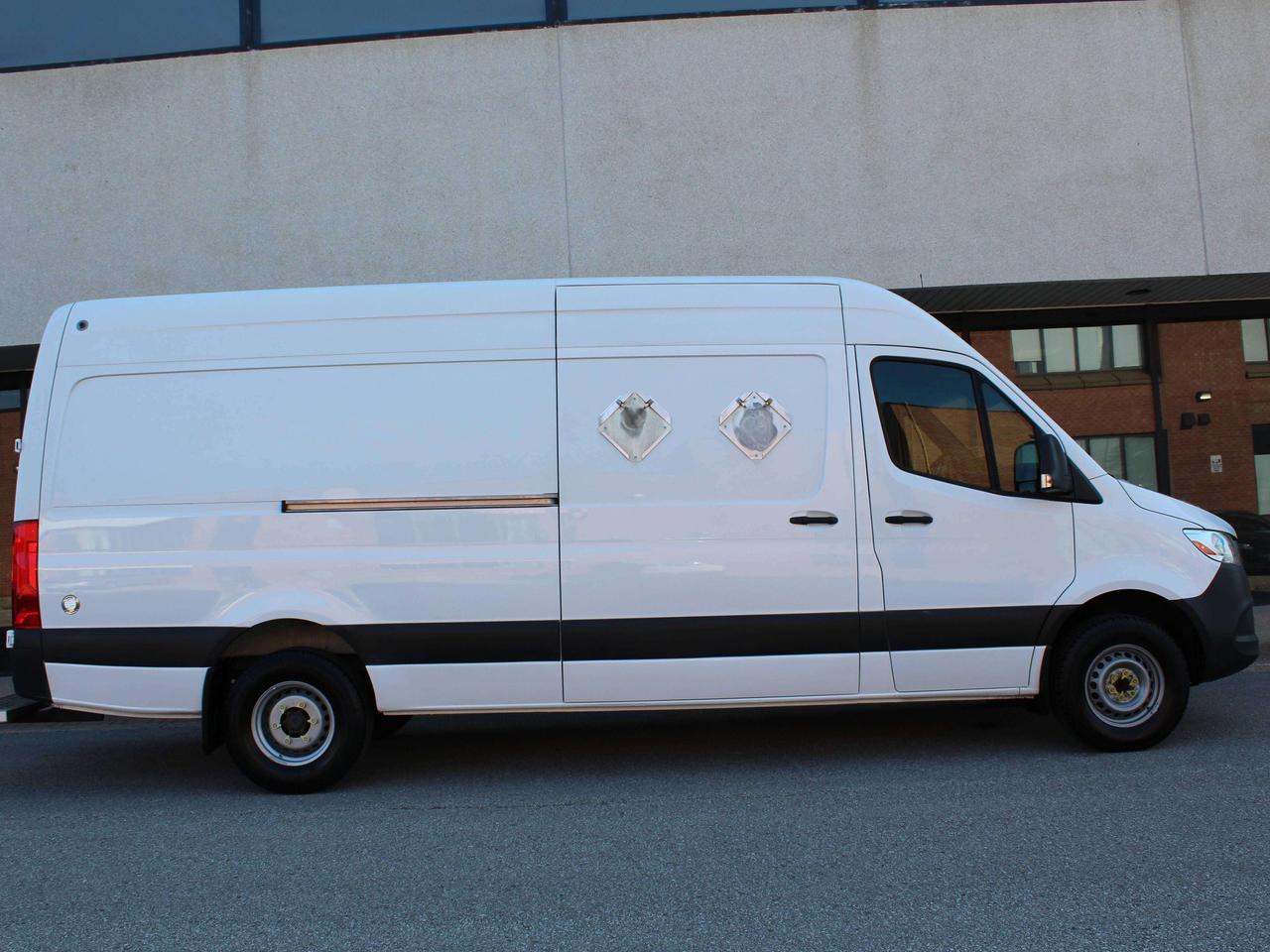 2020 Mercedes-Benz Sprinter 3500" - "SINGLE REAR WHEELS" - "3.0L DIESEL Photo