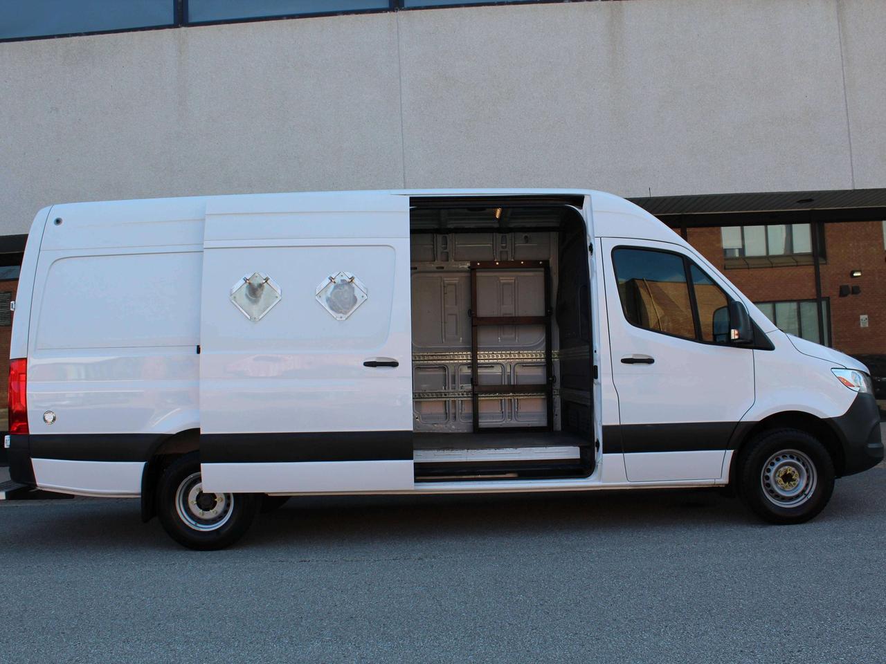 2020 Mercedes-Benz Sprinter 3500" - "SINGLE REAR WHEELS" - "3.0L DIESEL Photo