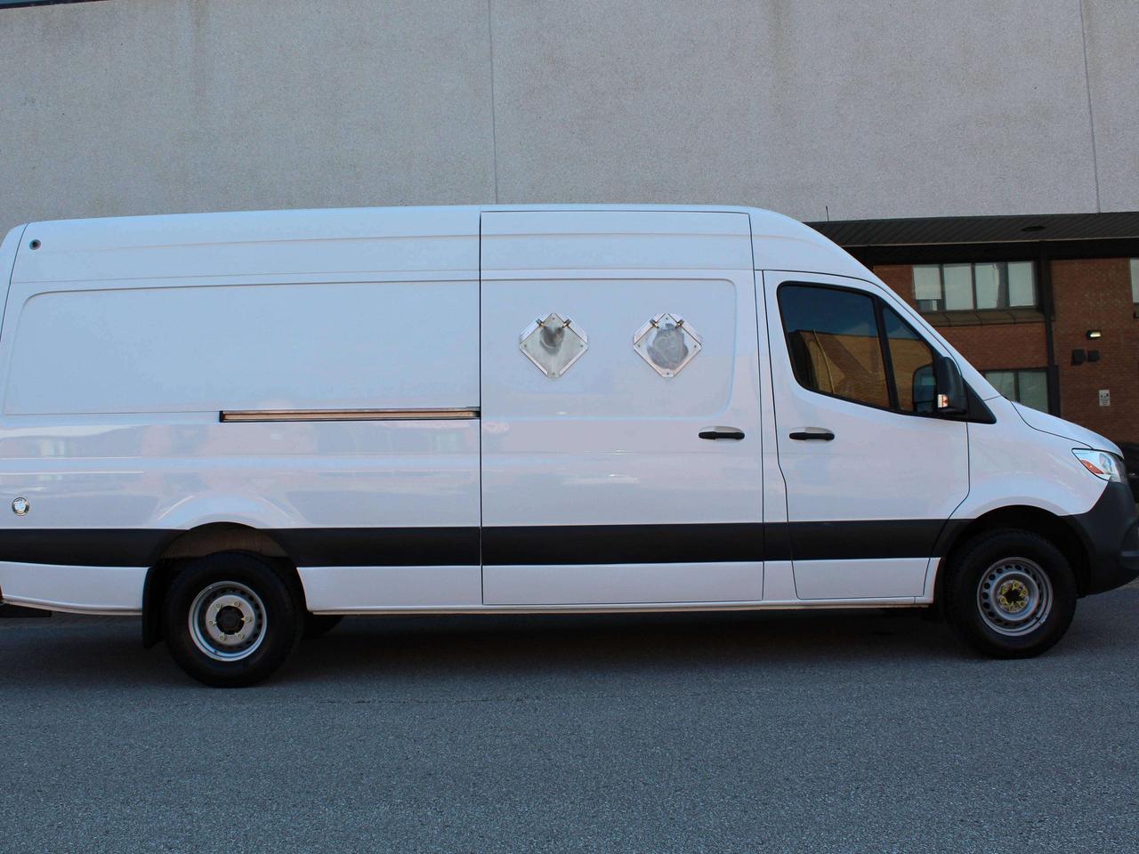 2020 Mercedes-Benz Sprinter 3500" - "SINGLE REAR WHEELS" - "3.0L DIESEL Photo