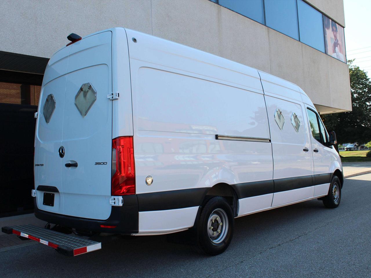 2020 Mercedes-Benz Sprinter 3500" - "SINGLE REAR WHEELS" - "3.0L DIESEL Photo