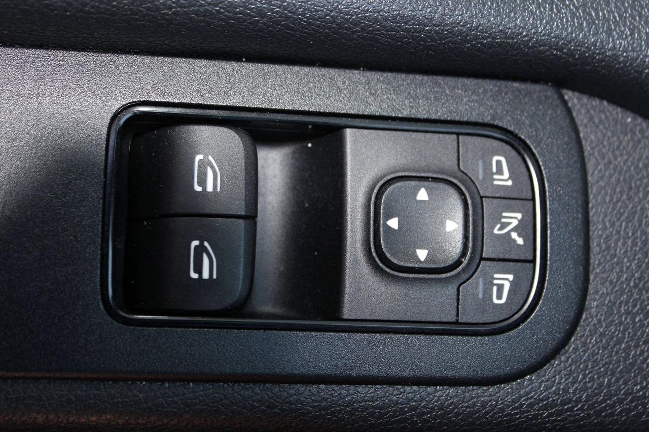 2020 Mercedes-Benz Sprinter 3500" - "SINGLE REAR WHEELS" - "3.0L DIESEL Photo