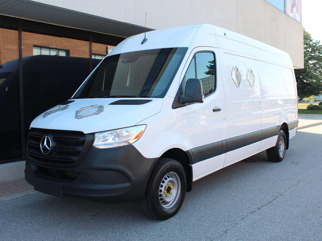 2020 Mercedes-Benz Sprinter 3500" - "SINGLE REAR WHEELS" - "3.0L DIESEL Photo