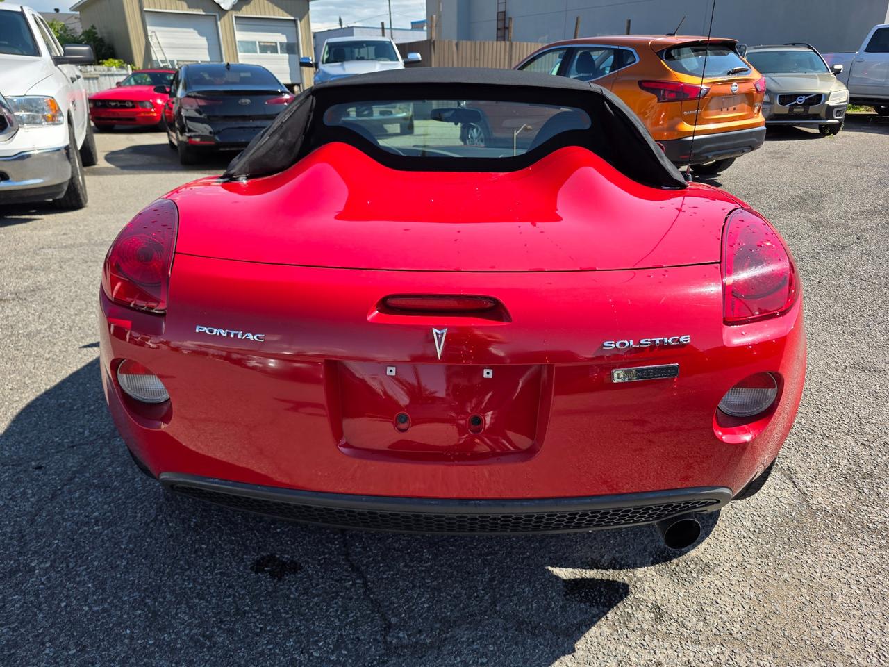2006 Pontiac Solstice Base 2dr Convertible Photo
