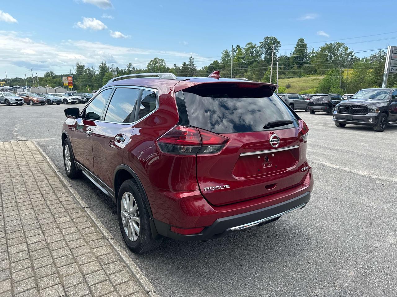 2020 Nissan Rogue S Photo