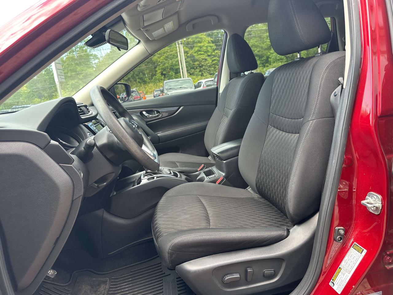 2020 Nissan Rogue S Photo