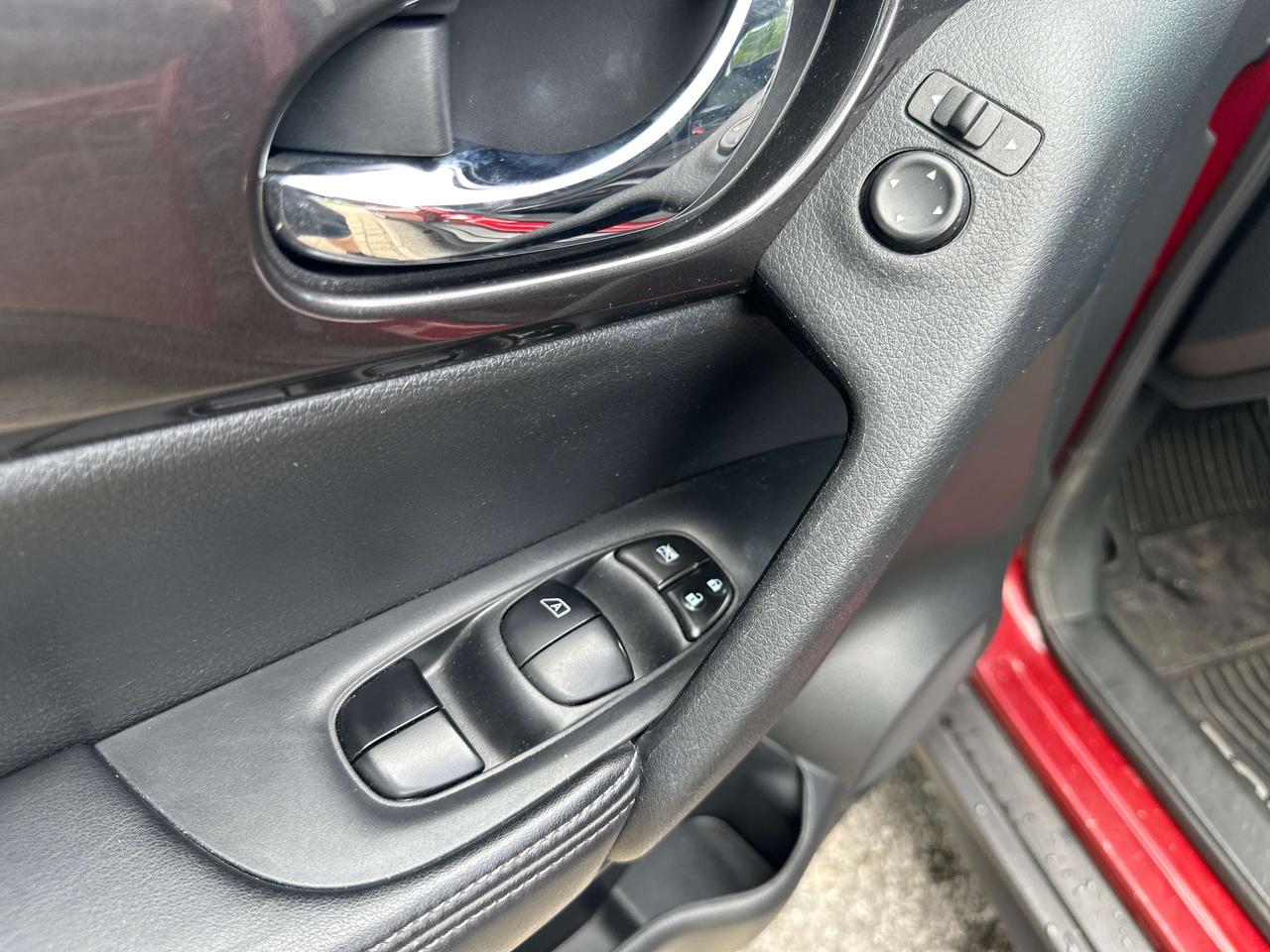 2020 Nissan Rogue S Photo