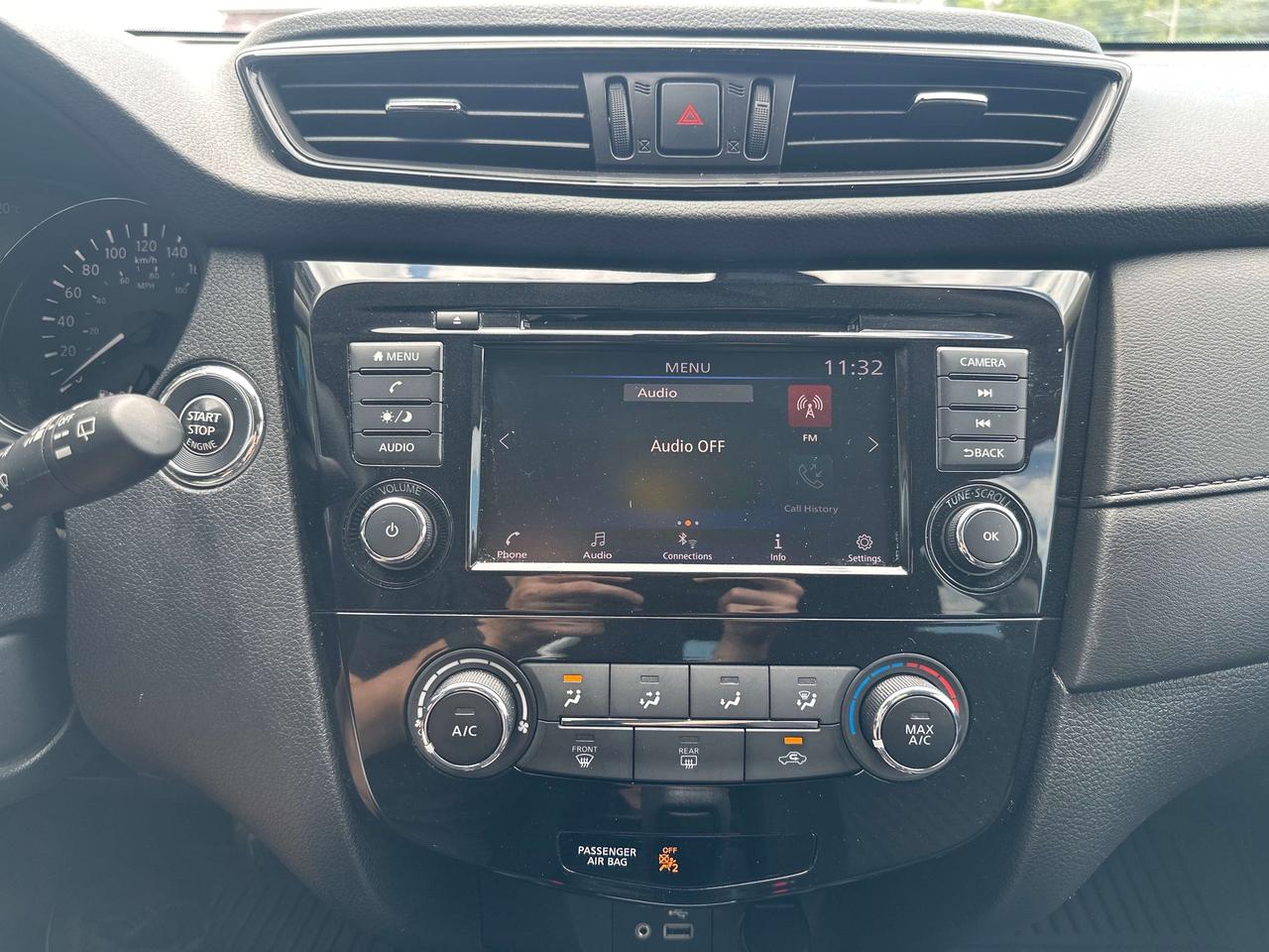 2020 Nissan Rogue S Photo