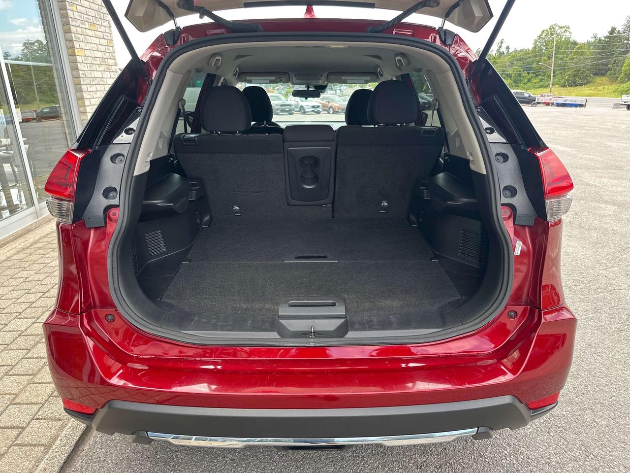 2020 Nissan Rogue S Photo