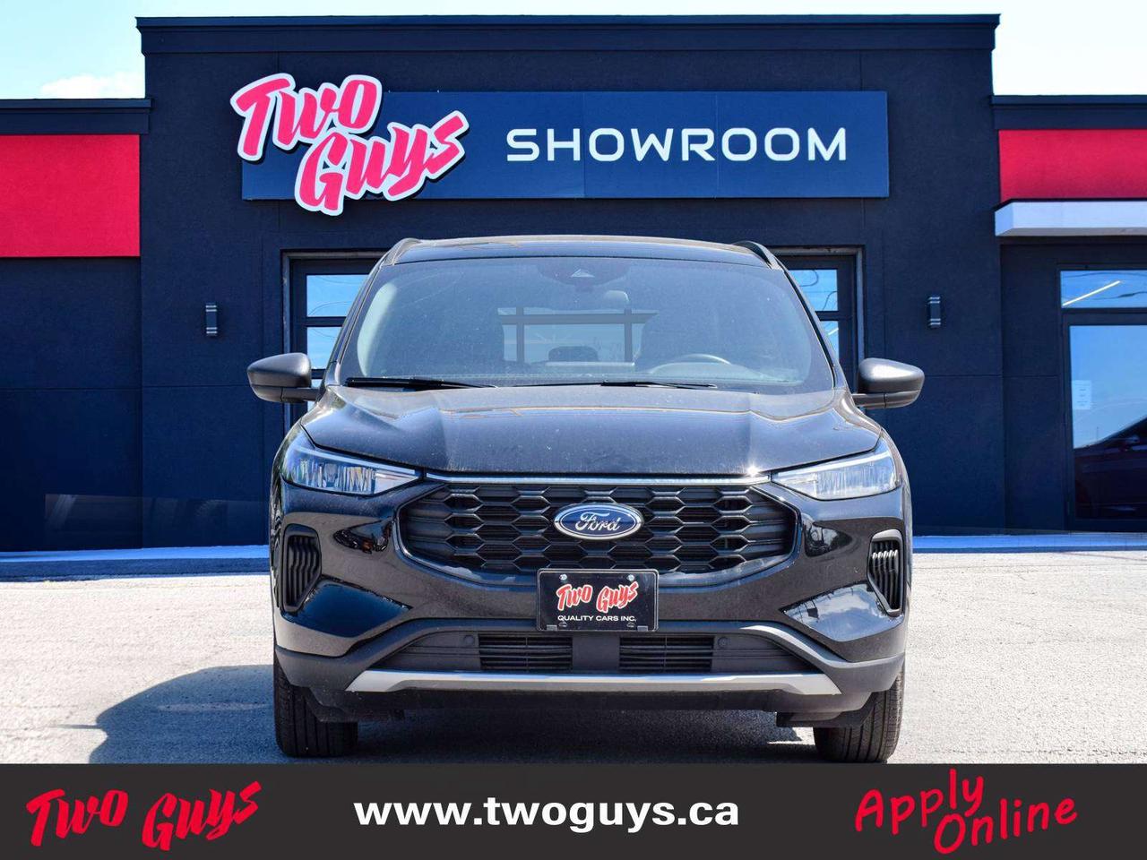 2025 Ford Escape ST-Line Photo1