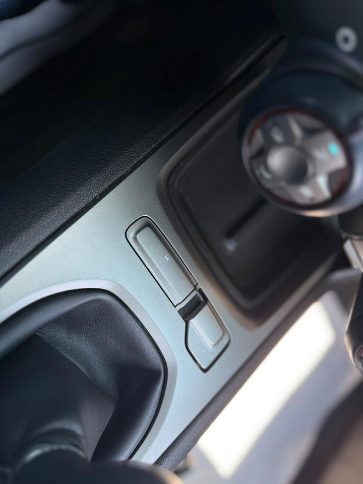2013 Chevrolet Camaro LS Photo