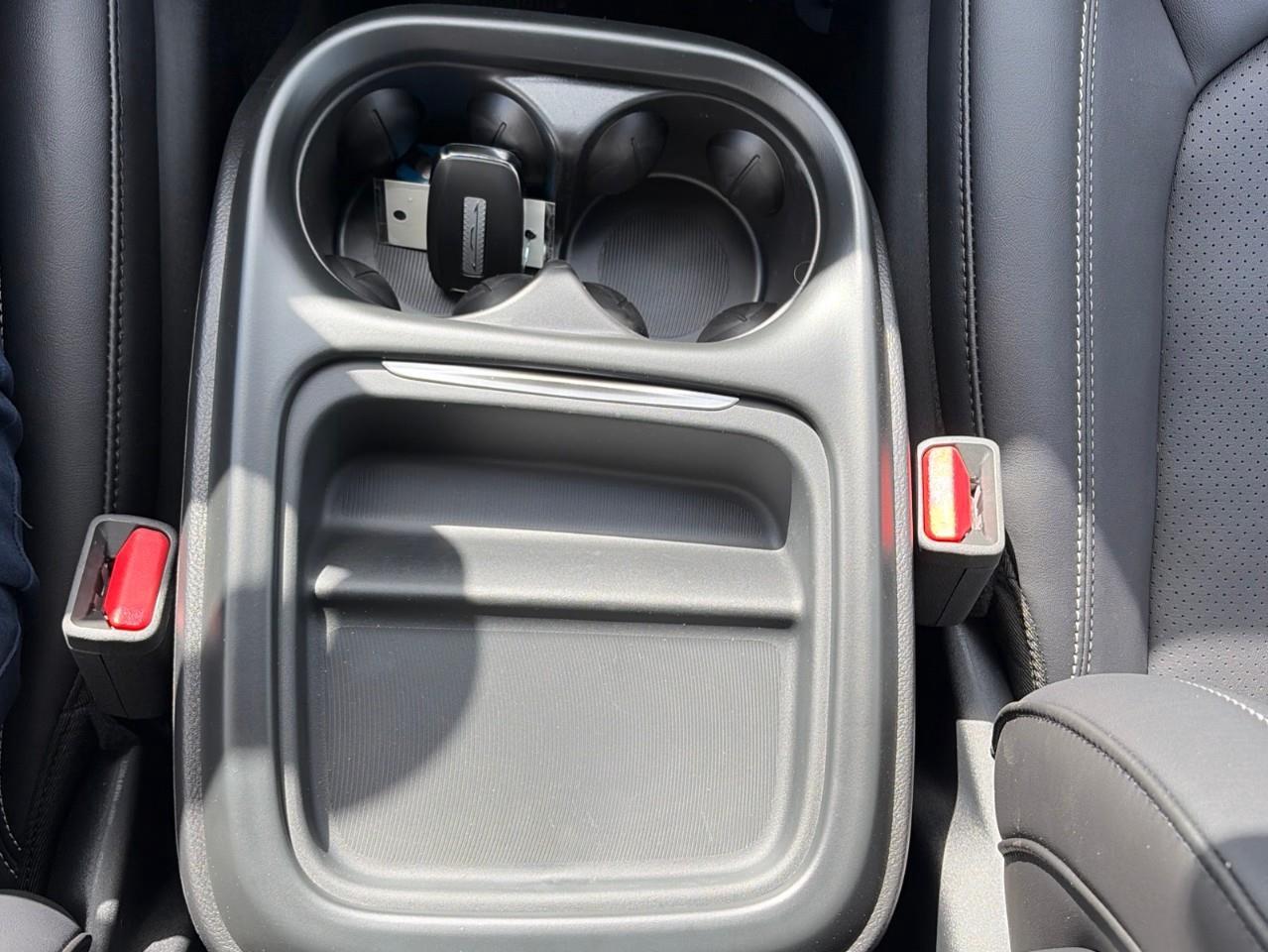 2027 Chrysler Grand Caravan SXT Front-Wheel Drive Passenger Van Photo