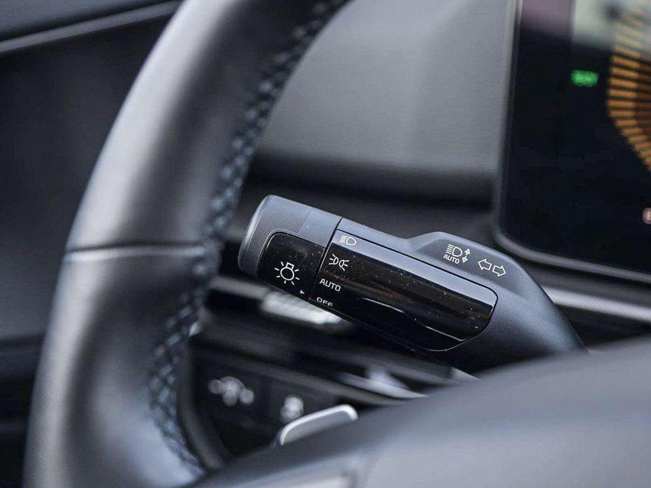 2026 Kia Sportage EX   AWD   Leather   Apple CarPlay   Heated Steering Wheel Photo