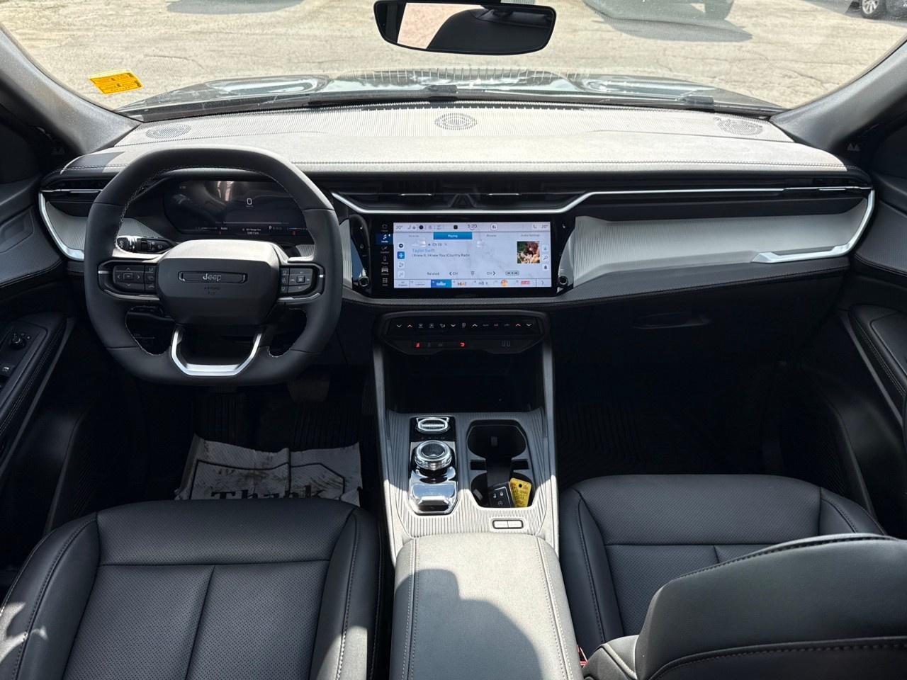 2026 Jeep Cherokee Limited 4X4 Photo