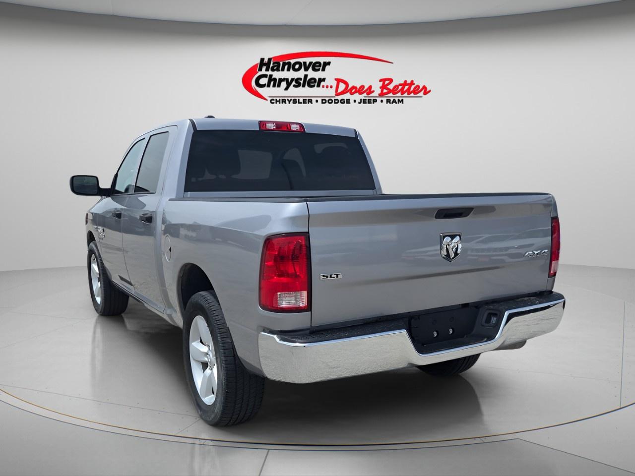 2023 RAM 1500 Classic SLT 4x4 Crew Cab 5'7" Box Photo