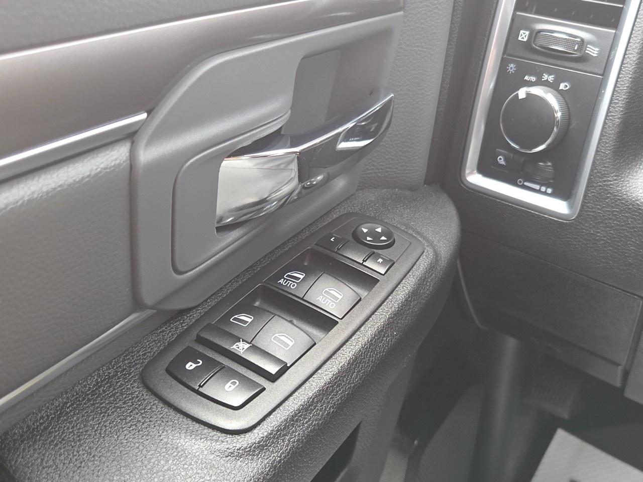 2023 RAM 1500 Classic SLT 4x4 Crew Cab 5'7" Box Photo