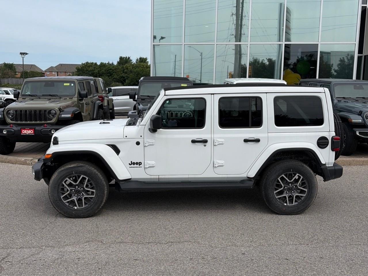 2026 Jeep Wrangler SAHARA 4DR 4X4 Photo