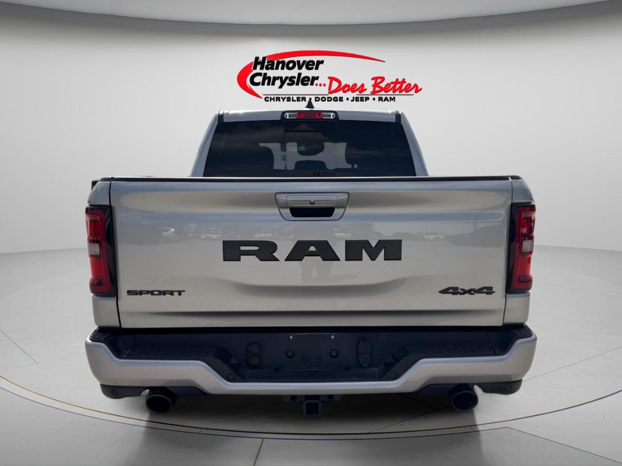 2025 RAM 1500 SPORT 4X4 CREW CAB 5'7" BOX Photo