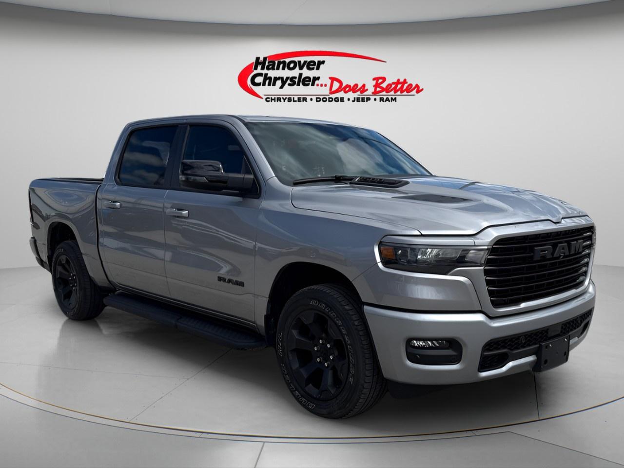 2025 RAM 1500 SPORT 4X4 CREW CAB 5'7" BOX Photo