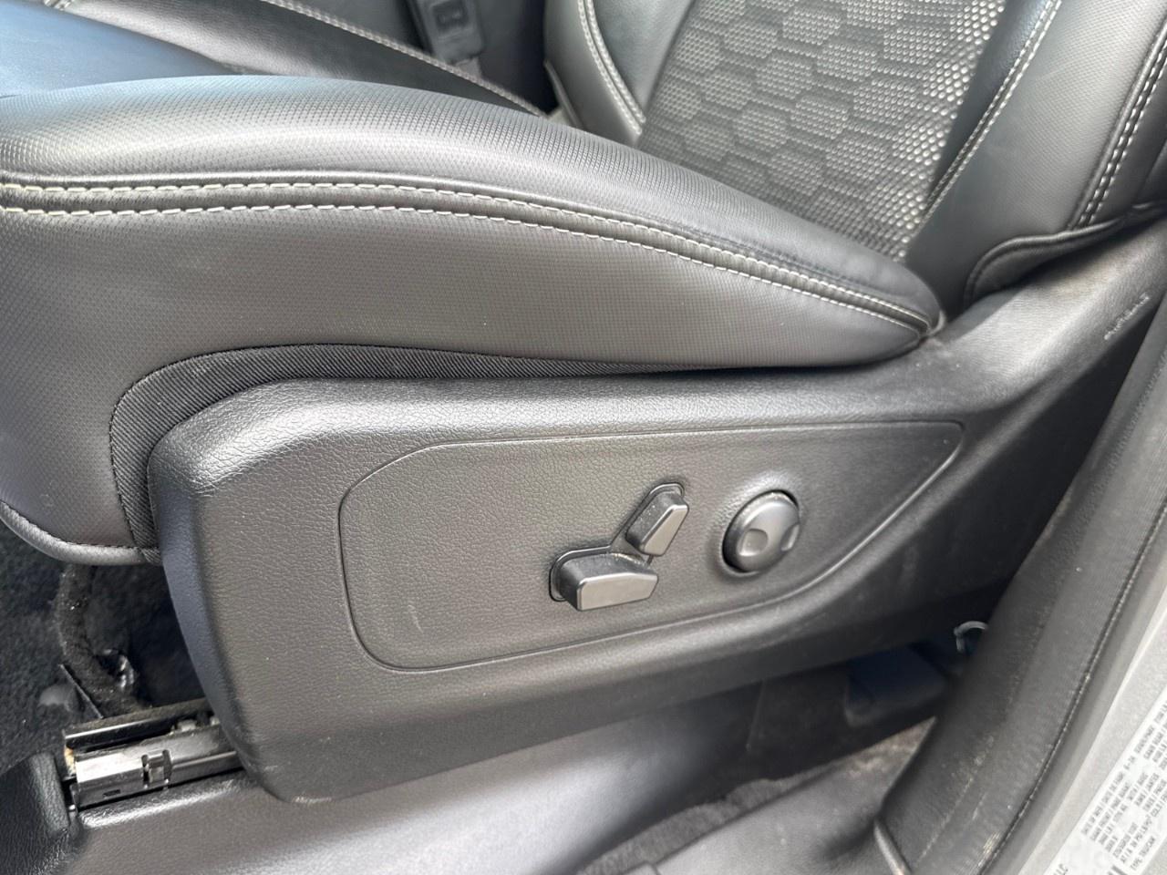 2025 RAM 1500 SPORT 4X4 CREW CAB 5'7" BOX Photo