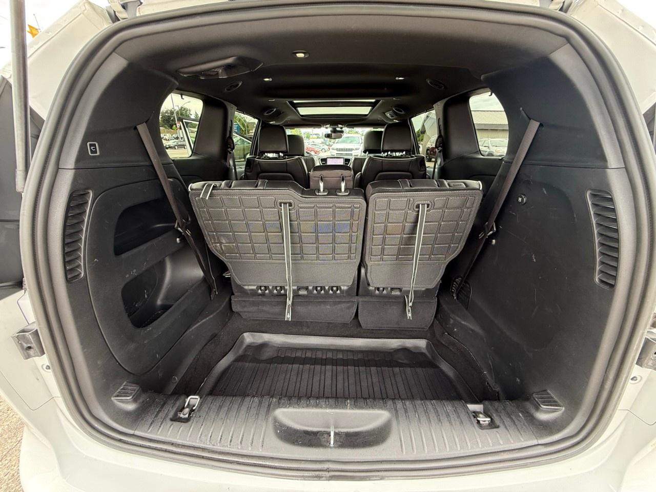 2024 Chrysler Pacifica Limited FWD Photo